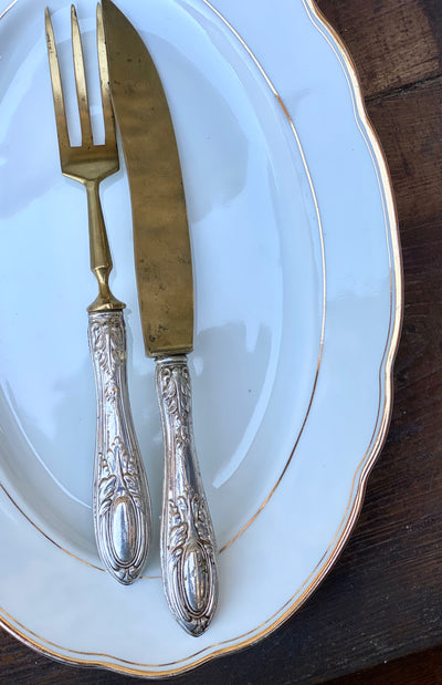 Set Posate da arrosto con manico lavorato e punzone argento 800.