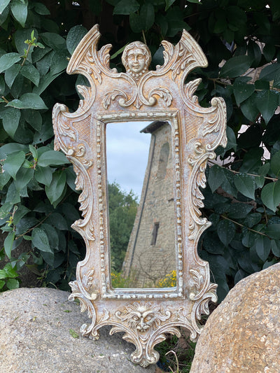 Specchio in legno con angelo e diavolo