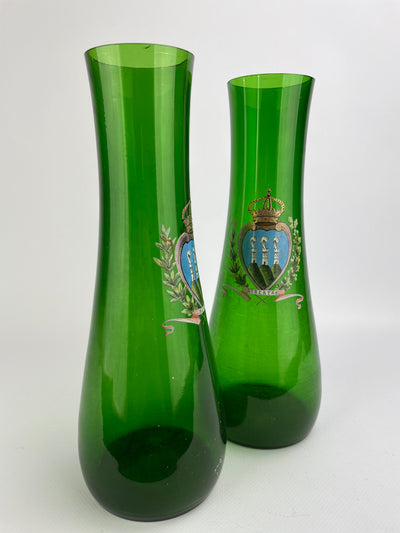 Coppia Vasi vetro verde con stemma San Marino
